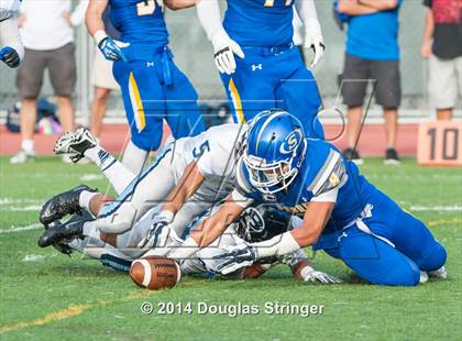 Thumbnail 2 in Bellarmine @ Serra photogallery.