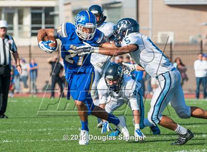 Thumbnail 2 in Bellarmine @ Serra photogallery.