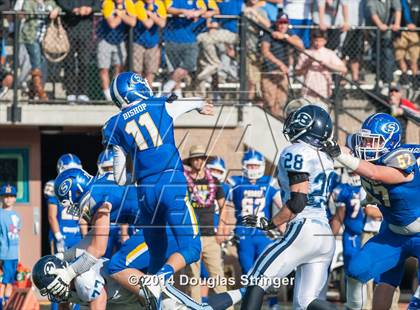 Thumbnail 2 in Bellarmine @ Serra photogallery.