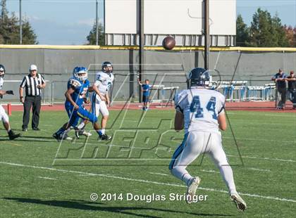 Thumbnail 1 in Bellarmine @ Serra photogallery.
