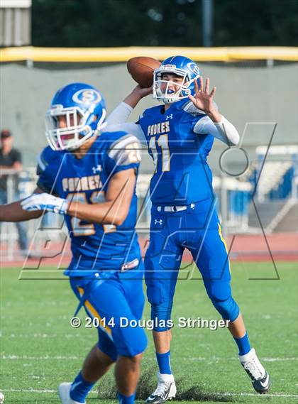 Thumbnail 3 in Bellarmine @ Serra photogallery.