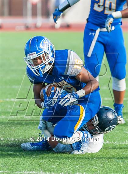 Thumbnail 3 in Bellarmine @ Serra photogallery.