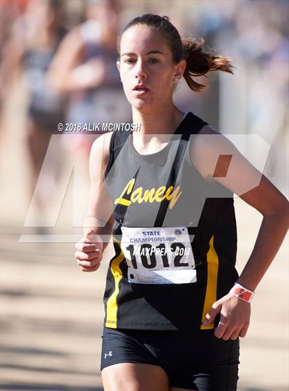 Thumbnail 1 in NCHSAA 4A Girls Cross Country Championships photogallery.