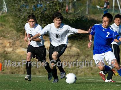 Thumbnail 3 in Newbury Park Adventist vs. Cate (CIF SS D7 Playoffs) photogallery.