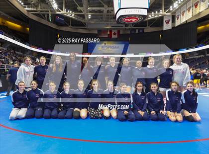 Thumbnail 1 in NYSPHSAA Finals (Round 1) photogallery.