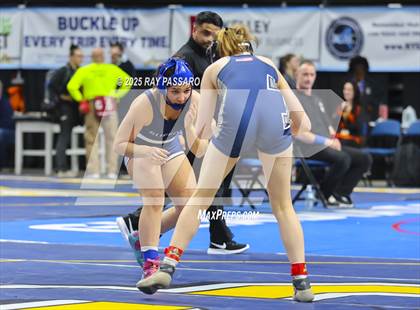 Thumbnail 3 in NYSPHSAA Finals (Round 1) photogallery.