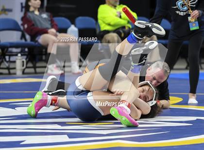 Thumbnail 3 in NYSPHSAA Finals (Round 1) photogallery.