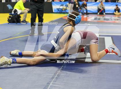 Thumbnail 2 in NYSPHSAA Finals (Round 1) photogallery.