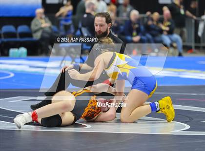 Thumbnail 2 in NYSPHSAA Finals (Round 1) photogallery.