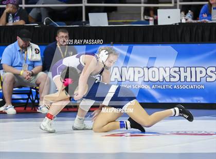 Thumbnail 1 in NYSPHSAA Finals (Round 1) photogallery.