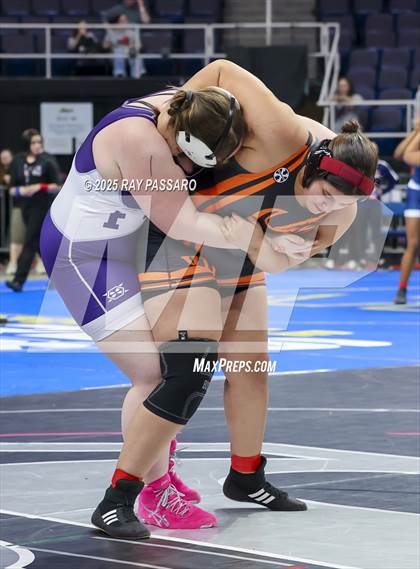 Thumbnail 1 in NYSPHSAA Finals (Round 1) photogallery.