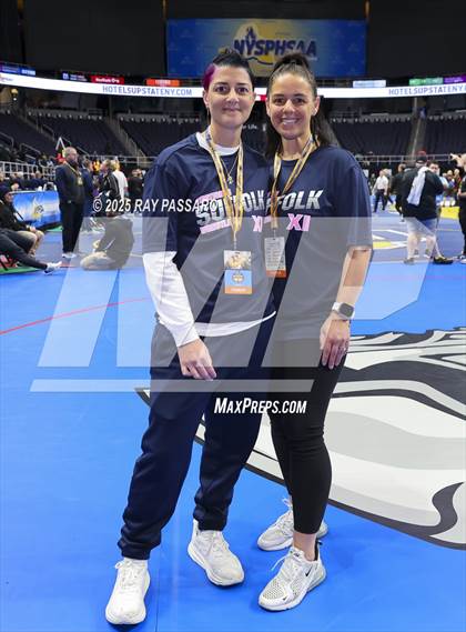 Thumbnail 1 in NYSPHSAA Finals (Round 1) photogallery.