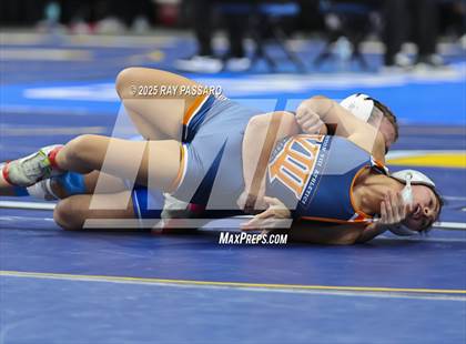Thumbnail 2 in NYSPHSAA Finals (Round 1) photogallery.