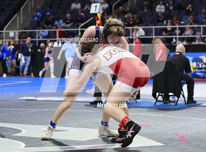 Thumbnail 1 in NYSPHSAA Finals (Round 1) photogallery.