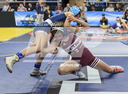 Thumbnail 1 in NYSPHSAA Finals (Round 1) photogallery.