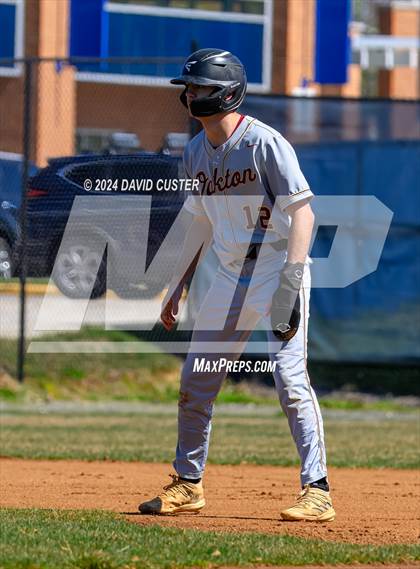 Thumbnail 3 in Oakton @ West Springfield photogallery.
