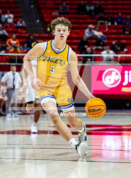 Thumbnail 3 in Timpview vs. Orem (UHSAA 5A Quarterfinal) photogallery.