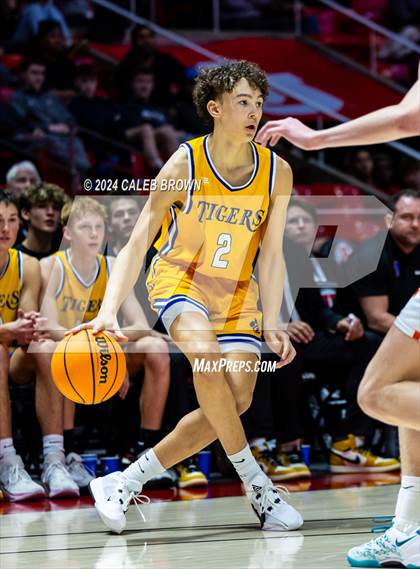 Thumbnail 2 in Timpview vs. Orem (UHSAA 5A Quarterfinal) photogallery.