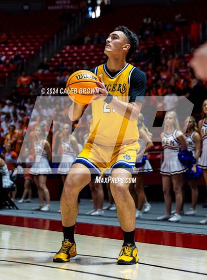 Thumbnail 1 in Timpview vs. Orem (UHSAA 5A Quarterfinal) photogallery.