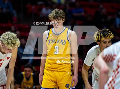 Thumbnail 1 in Timpview vs. Orem (UHSAA 5A Quarterfinal) photogallery.