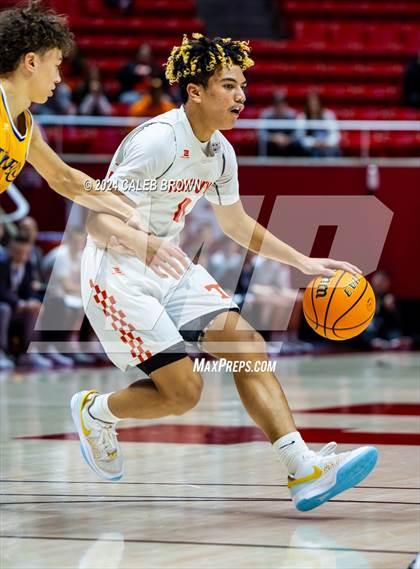 Thumbnail 1 in Timpview vs. Orem (UHSAA 5A Quarterfinal) photogallery.