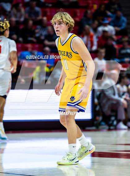 Thumbnail 2 in Timpview vs. Orem (UHSAA 5A Quarterfinal) photogallery.