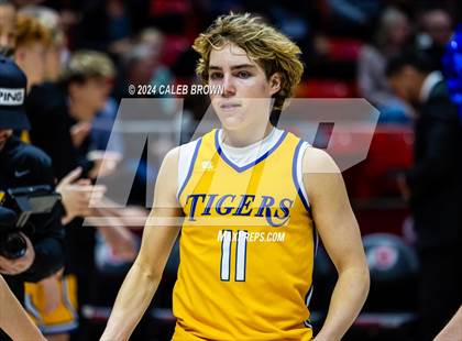 Thumbnail 1 in Timpview vs. Orem (UHSAA 5A Quarterfinal) photogallery.