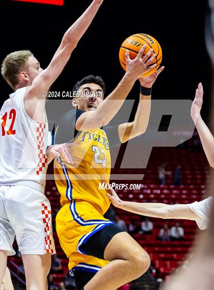 Thumbnail 1 in Timpview vs. Orem (UHSAA 5A Quarterfinal) photogallery.