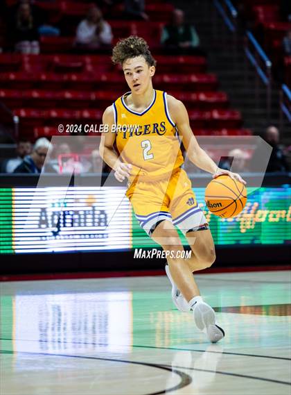 Thumbnail 2 in Timpview vs. Orem (UHSAA 5A Quarterfinal) photogallery.