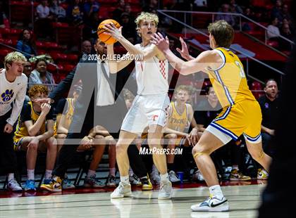 Thumbnail 2 in Timpview vs. Orem (UHSAA 5A Quarterfinal) photogallery.
