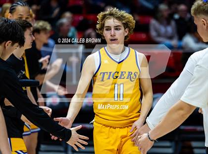 Thumbnail 3 in Timpview vs. Orem (UHSAA 5A Quarterfinal) photogallery.