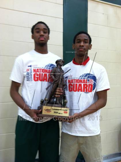 Thumbnail 3 in Morgan Park TOC Ceremony photogallery.