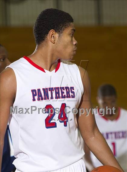 Thumbnail 1 in Alief Elsik vs Duncanville (McDonald's Texas Invitational) photogallery.