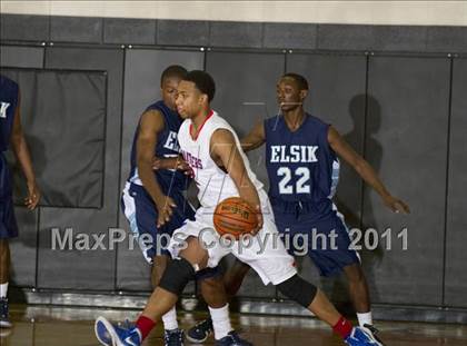 Thumbnail 2 in Alief Elsik vs Duncanville (McDonald's Texas Invitational) photogallery.