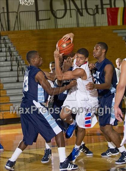 Thumbnail 3 in Alief Elsik vs Duncanville (McDonald's Texas Invitational) photogallery.