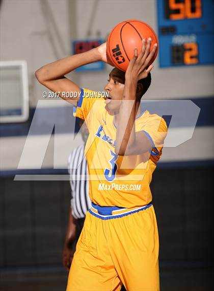 Thumbnail 2 in Fort Bend Elkins vs. Richardson (McDonald's Texas Invitational) photogallery.