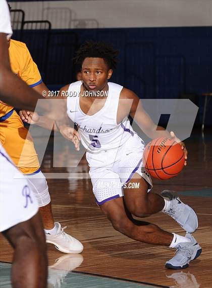 Thumbnail 3 in Fort Bend Elkins vs. Richardson (McDonald's Texas Invitational) photogallery.