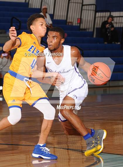 Thumbnail 2 in Fort Bend Elkins vs. Richardson (McDonald's Texas Invitational) photogallery.