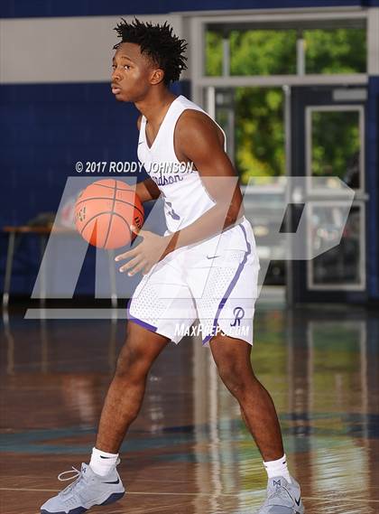 Thumbnail 2 in Fort Bend Elkins vs. Richardson (McDonald's Texas Invitational) photogallery.