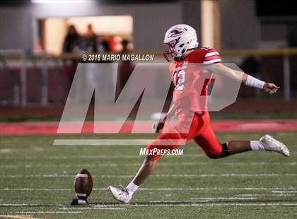 Thumbnail 3 in Somerset @ Sharyland (UIL 5A-2 Region IV Bi-District Playoff) photogallery.