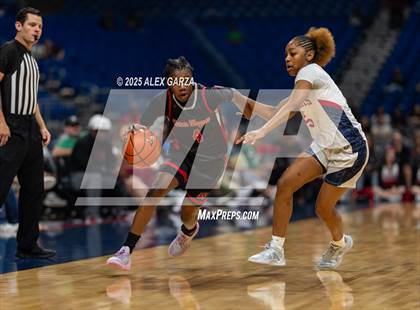 Thumbnail 2 in Wagner vs. Ryan (UIL 5A Basketball Division I Final) photogallery.