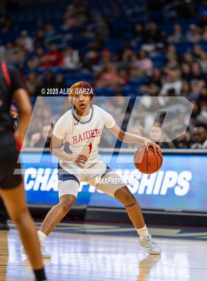 Thumbnail 2 in Wagner vs. Ryan (UIL 5A Basketball Division I Final) photogallery.