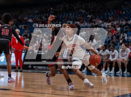 Thumbnail 3 in Wagner vs. Ryan (UIL 5A Basketball Division I Final) photogallery.