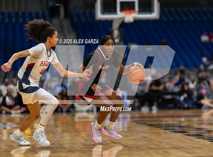 Thumbnail 3 in Wagner vs. Ryan (UIL 5A Basketball Division I Final) photogallery.