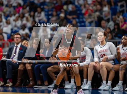 Thumbnail 1 in Wagner vs. Ryan (UIL 5A Basketball Division I Final) photogallery.