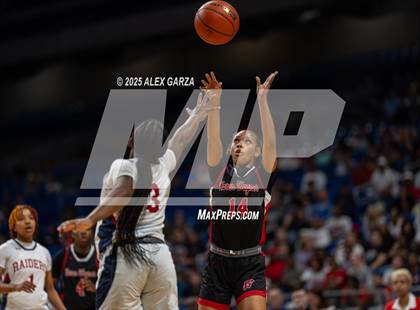 Thumbnail 2 in Wagner vs. Ryan (UIL 5A Basketball Division I Final) photogallery.