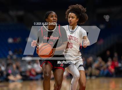 Thumbnail 1 in Wagner vs. Ryan (UIL 5A Basketball Division I Final) photogallery.