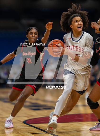 Thumbnail 1 in Wagner vs. Ryan (UIL 5A Basketball Division I Final) photogallery.
