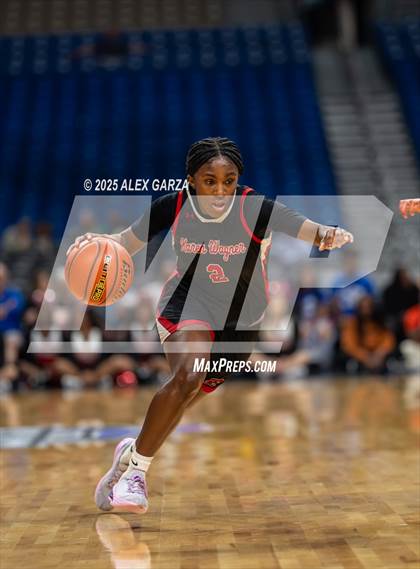 Thumbnail 3 in Wagner vs. Ryan (UIL 5A Basketball Division I Final) photogallery.
