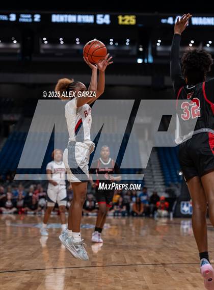 Thumbnail 3 in Wagner vs. Ryan (UIL 5A Basketball Division I Final) photogallery.